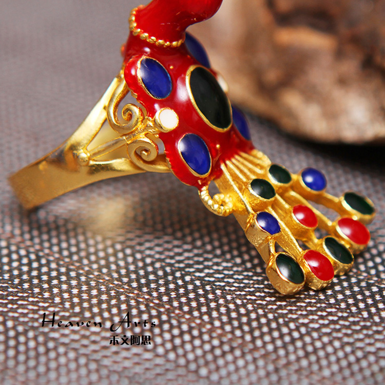 泡沫纸孔雀手工制作