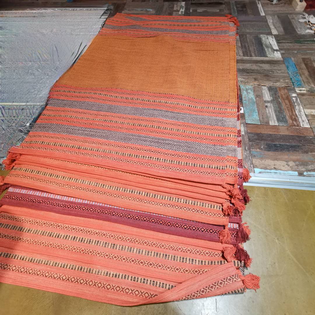 240*154cm印度棉编织地毯瑜伽垫桌旗搭毯